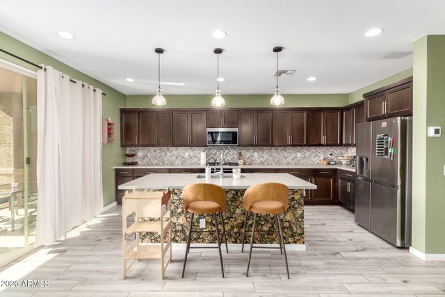 12117 W LEVI Drive, Avondale, AZ 85323