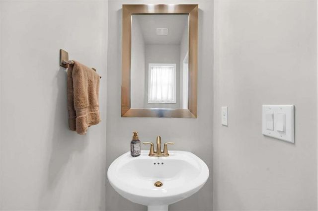 2591 Kenwood Glen Terrace, Atlanta, GA 30340