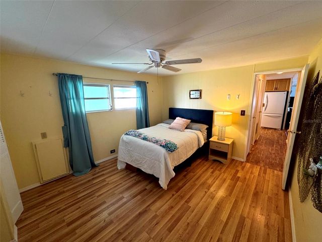 5740 HYACINTH ROAD, Venice, FL 34293