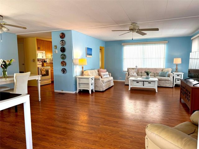 5740 HYACINTH ROAD, Venice, FL 34293