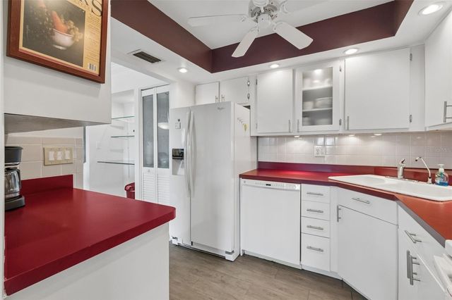 1714 69TH AVENUE W C401, Bradenton, FL 34207