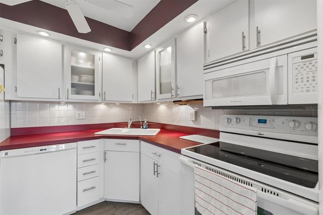 1714 69TH AVENUE W C401, Bradenton, FL 34207