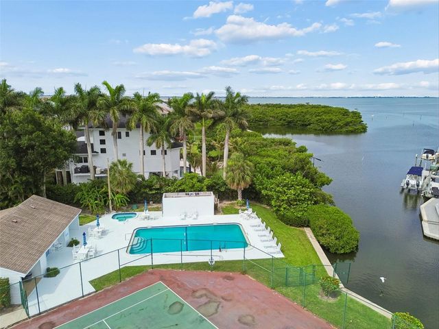 1714 69TH AVENUE W C401, Bradenton, FL 34207