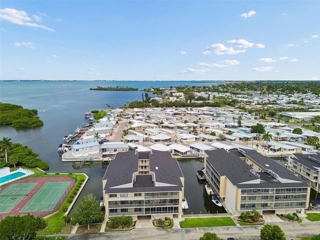 1714 69TH AVENUE W C401, Bradenton, FL 34207