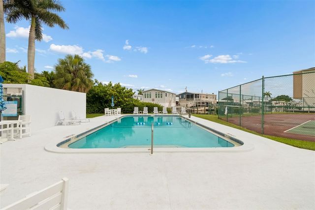 1714 69TH AVENUE W C401, Bradenton, FL 34207