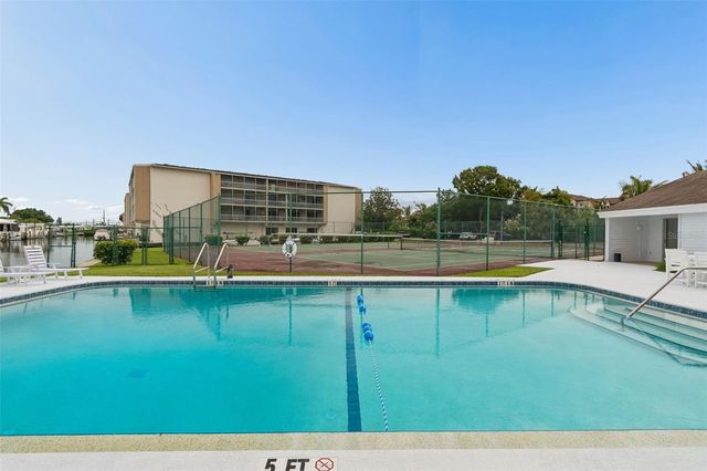 1714 69TH AVENUE W C401, Bradenton, FL 34207