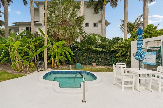 1714 69TH AVENUE W C401, Bradenton, FL 34207