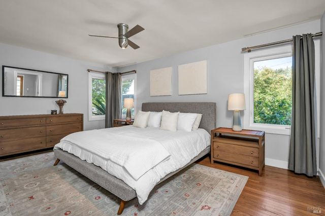 186 S Seymour St, Napa, CA 94559