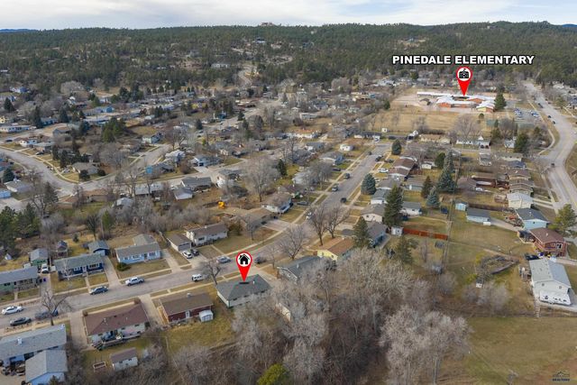 4586 WENTWORTH DR, Rapid City, SD 57702