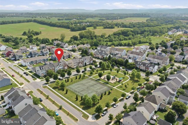 44 DEERBROOK DR, Charles Town, WV 25414