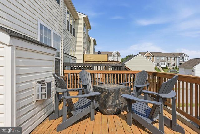 44 DEERBROOK DR, Charles Town, WV 25414