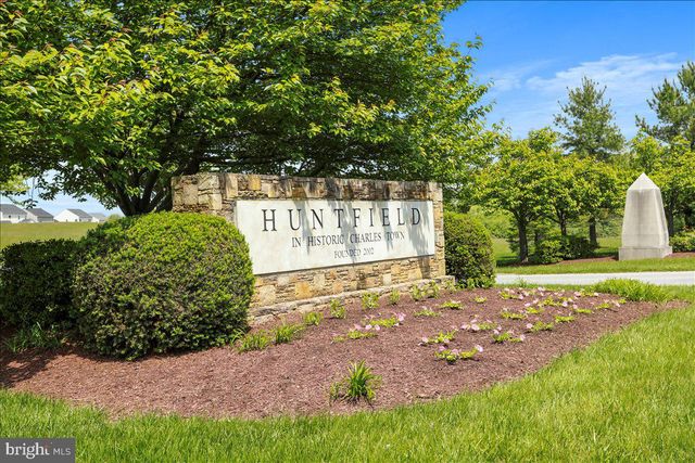 44 DEERBROOK DR, Charles Town, WV 25414