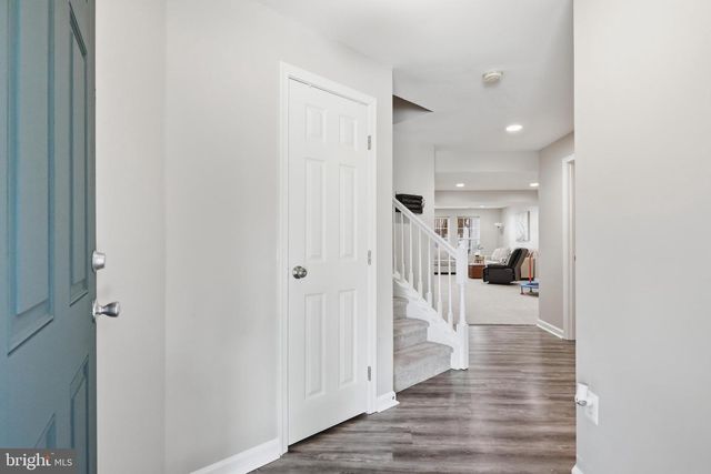 44 DEERBROOK DR, Charles Town, WV 25414
