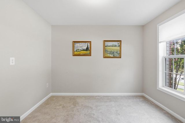 44 DEERBROOK DR, Charles Town, WV 25414