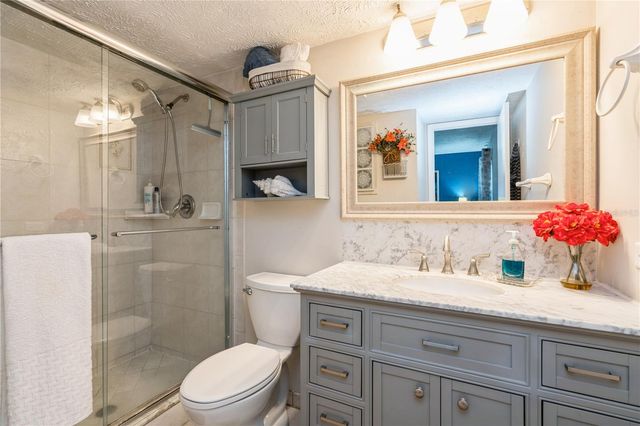 527 CAPE CORAL PARKWAY W 4, Cape Coral, FL 33914