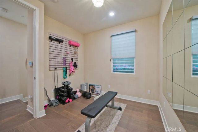 6749 W Gill, Los Angeles, CA 90068