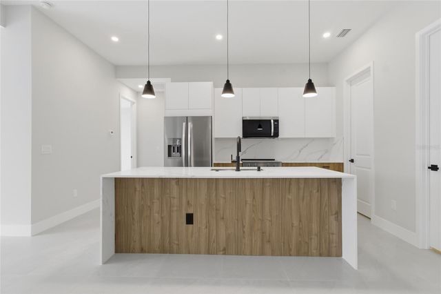 9660 PRESIDENT CIRCLE, Port Charlotte, FL 33981