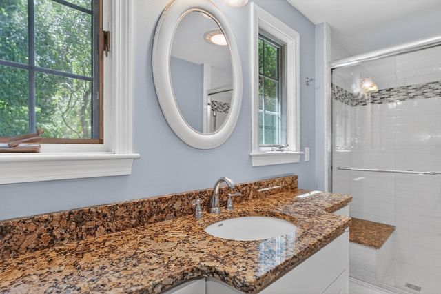 11 Chickadee Dr, Norfolk, MA 02056