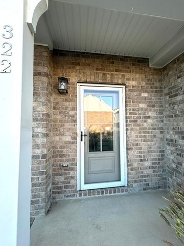 322 Banbury Dr, Gallatin, TN 37066