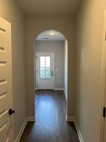 322 Banbury Dr, Gallatin, TN 37066
