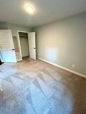 322 Banbury Dr, Gallatin, TN 37066