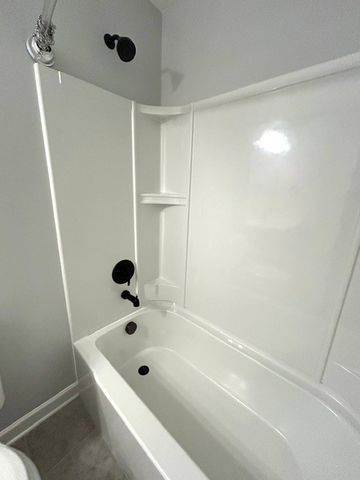 322 Banbury Dr, Gallatin, TN 37066