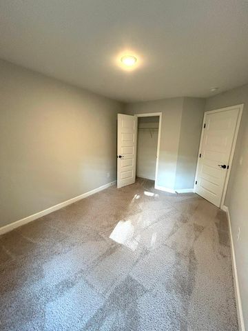322 Banbury Dr, Gallatin, TN 37066