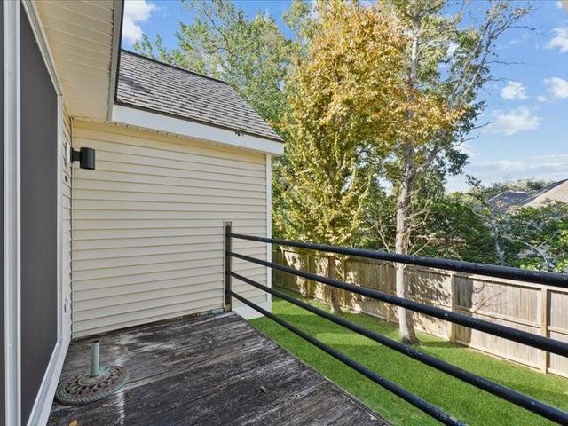 3317 Golden Trails Drive 807, Houston, TX 77345