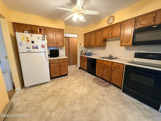 2 Berwick Street 63, Whiting, NJ 08759