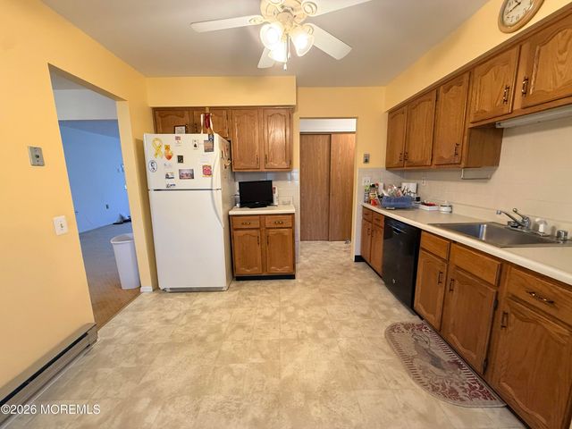2 Berwick Street 63, Whiting, NJ 08759