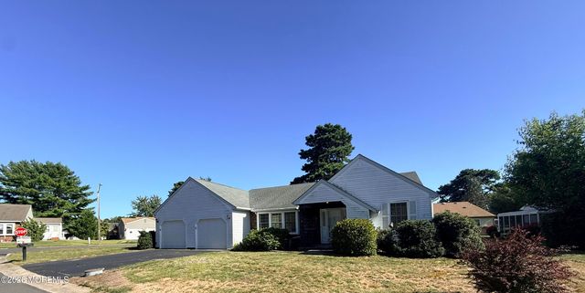 2 Berwick Street 63, Whiting, NJ 08759