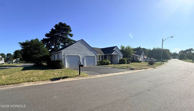 2 Berwick Street 63, Whiting, NJ 08759
