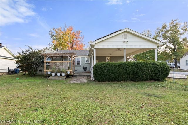 4001 S P Street, Fort Smith, AR 72903