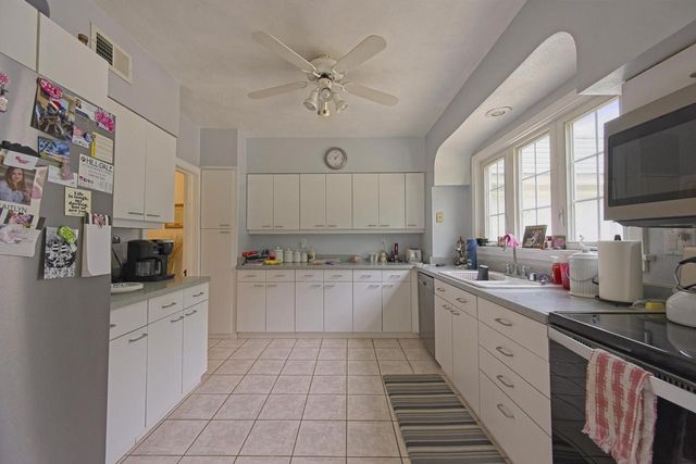304 10th Avenue, Baraboo, WI 53913