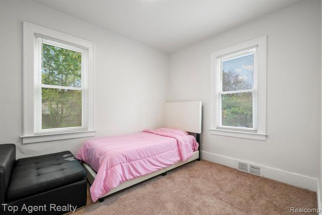 19164 Riopelle Street, Highland Park, MI 48203