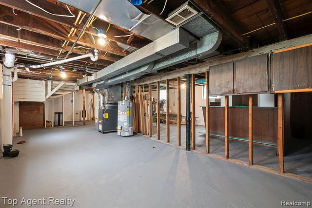 19164 Riopelle Street, Highland Park, MI 48203