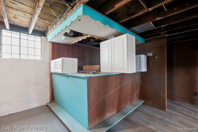 19164 Riopelle Street, Highland Park, MI 48203