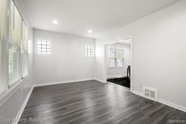 19164 Riopelle Street, Highland Park, MI 48203
