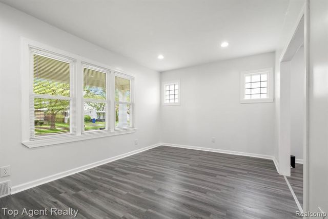19164 Riopelle Street, Highland Park, MI 48203