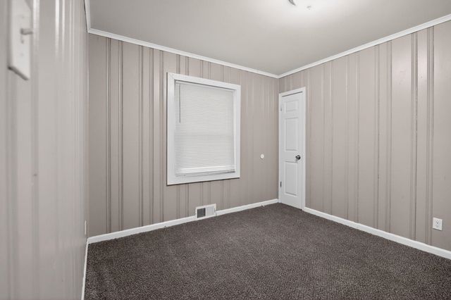 880 CRAIGWOOD DR, Memphis, TN 38116