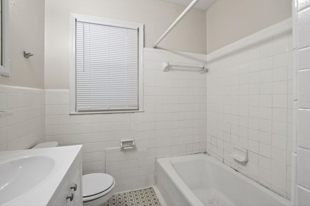 880 CRAIGWOOD DR, Memphis, TN 38116