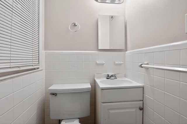 880 CRAIGWOOD DR, Memphis, TN 38116