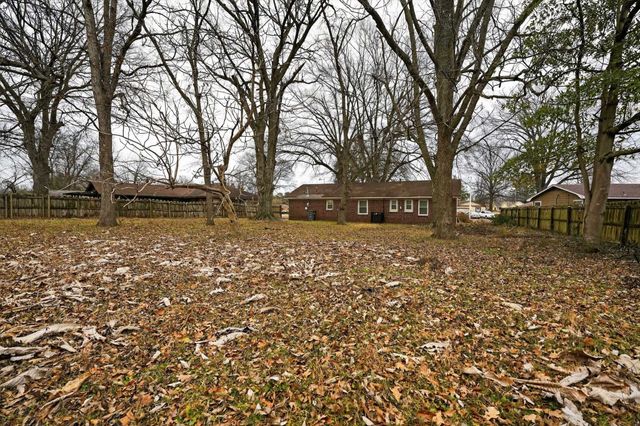 880 CRAIGWOOD DR, Memphis, TN 38116