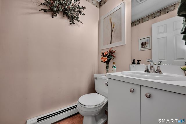 194 Notting Hill Gate, Torrington, CT 06790