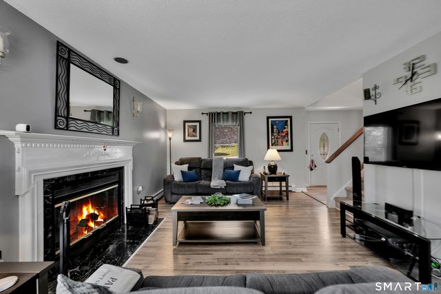 194 Notting Hill Gate, Torrington, CT 06790