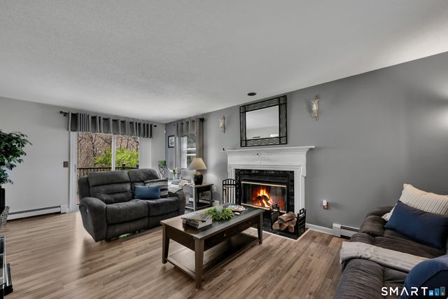194 Notting Hill Gate, Torrington, CT 06790