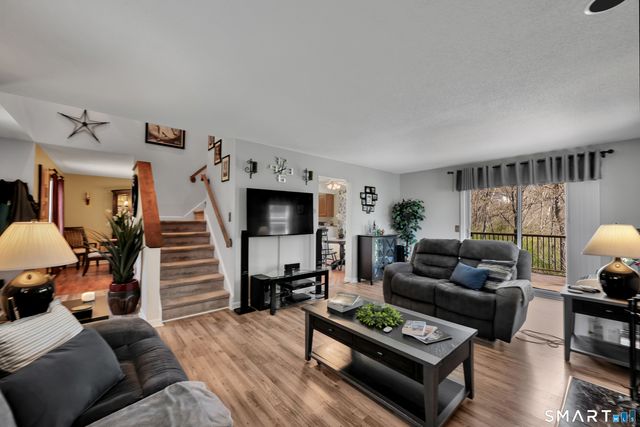 194 Notting Hill Gate, Torrington, CT 06790