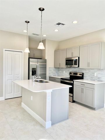 1398 CAPTIVA COVE, Sanford, FL 32771