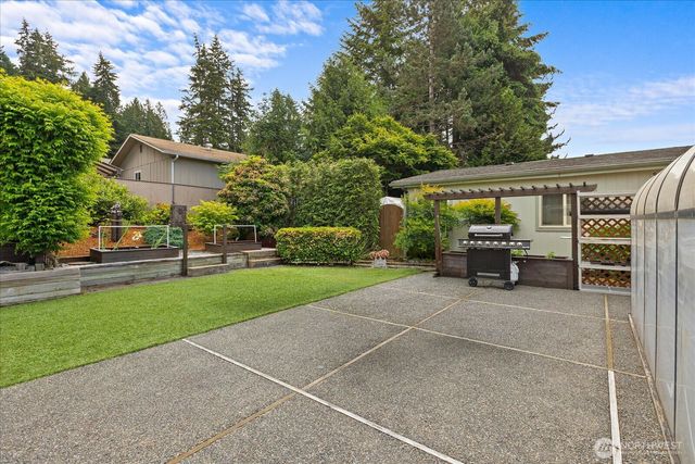 24201 8th Place W, Bothell, WA 98021