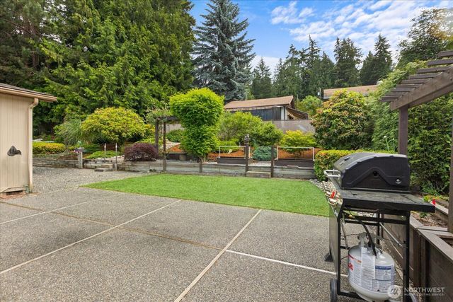 24201 8th Place W, Bothell, WA 98021